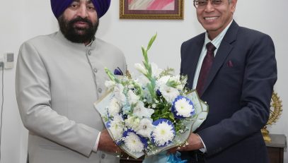 Director of the (IIM), Kashipur, Dr. Neeraj Dwivedi, paying a courtesy call on the Governor.