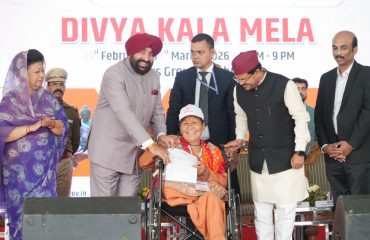 HE meeting persons with disabilities at the 