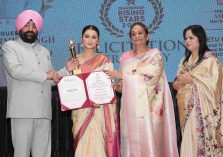 “Women Entrepreneurs: Rising Stars” Award Ceremony organised by the Confederation of Women Entrepreneurs of India at Lok Bhavan