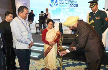 The Governor inaugurating the 2nd Himalayan Healthcare Innovation Summit-2026.