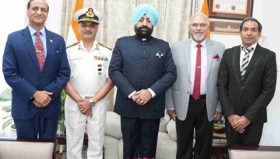 Experts from the maritime and strategic sectors paying a courtesy call on the Governor.