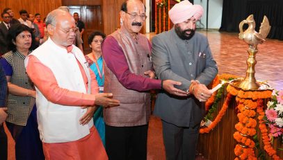 The Governor launching the "100-Day Intensive TB Elimination" campaign