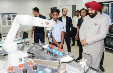 बजाज इंजीनियरिंग स्किल्स ट्रेनिंग (BEST) सेंटर