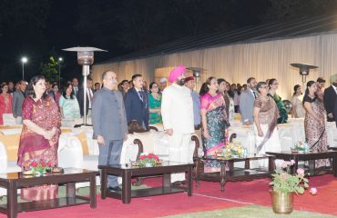 The Governor participating in the cultural evening held at Lok Bhavan.