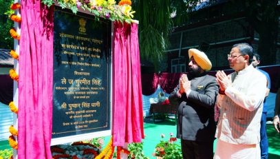 The Governor and the Chief Minister laying the foundation stone for the multi-purpose buildings within the Lok Bhavan complex.