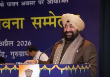 The Governor addressing the 