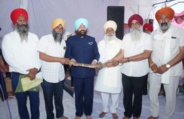 Hon’ble Governor Lieutenant General Gurmit Singh (Retd.) visited his ancestral village, Jalal Usman, in Amritsar, Punjab