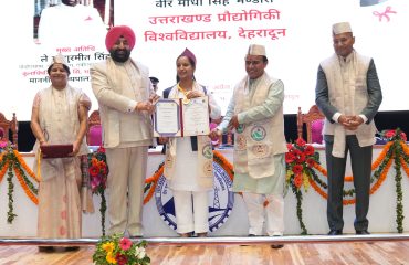 5On this occasion, Vice Chancellor Dr. Tripta Thakur highlighted the achievements and innovations of the university.