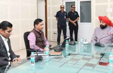 राज्यपाल ने तेलंगाना लोक भवन में “विभिन्न क्षेत्रों में कृत्रिम बुद्धिमत्ता (AI) के उपयोग” विषय पर महत्वपूर्ण विचार-विमर्श आयोजन में किया प्रतिभाग।