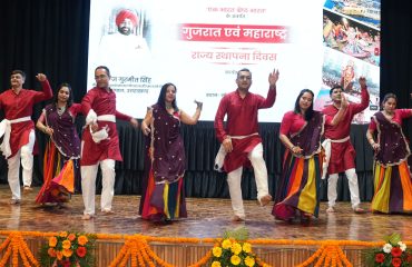 Foundation Day of Gujarat and Maharashtra Celebrated at Lok Bhavan