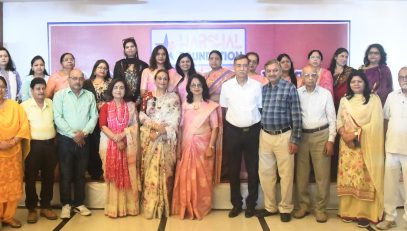 First Lady Mrs. Gurmeet Kaur with women entrepreneurs and members of Harshal Foundation on the occasion of the "Doon Handicraft Bazaar 2026" program.