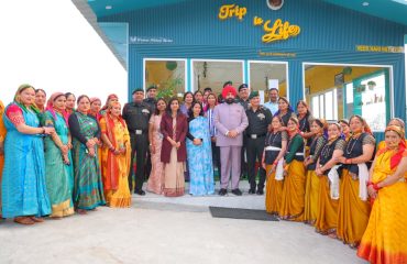 The Governor meeting with women from Self-Help Groups at the Garhwal Rifles Regimental Centre.