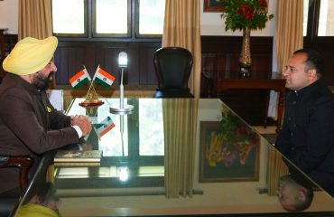 Governor Lieutenant General Gurmit Singh (Retd.) was called on by Managing Director of Kumaon Mandal Vikas Nigam Vineet Tomar at Lok Bhawan, Nainital