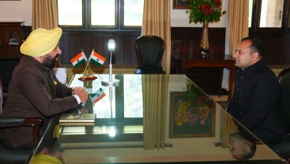 Governor Lieutenant General Gurmit Singh (Retd.) was called on by Managing Director of Kumaon Mandal Vikas Nigam Vineet Tomar at Lok Bhawan, Nainital