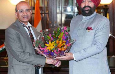राज्यपाल से लोक भवन में उत्तराखण्ड उच्च न्यायालय के मुख्य न्यायाधीश न्यायमूर्ति श्री मनोज कुमार गुप्ता ने शिष्टाचार भेंट की।