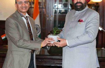 Governor was paid a courtesy visit on Tuesday at Lok Bhavan by the Chief Justice of the High Court of Uttarakhand.