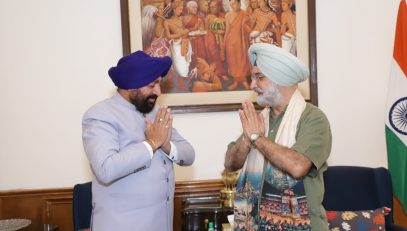 The Governor, today paid a courtesy visit to Taranjit Singh Sandhu at Lok Niwas, New Delhi.