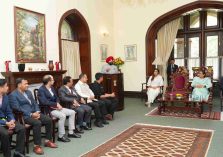 लोक भवन में आयोजित तेलंगाना राज्य स्थापना दिवस कार्यक्रम को संबोधित करते हुए राज्यपाल।