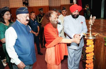 The Governor inaugurating a seminar on ‘Nayi Shiksha Niti mein Naitik Shiksha,’ organized by the Rashtriya Sainik Sanstha at Lok Bhavan.