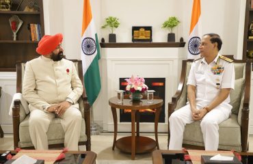 राज्यपाल से नई दिल्ली में भारतीय नौसेना के वाइस चीफ, वाइस एडमिरल अजय कोचर ने शिष्टाचार भेंट की।