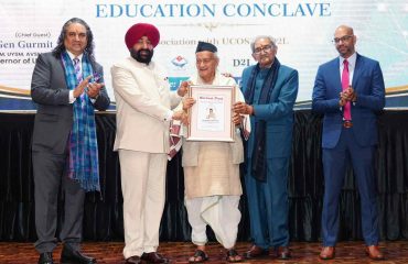 Congratulates Garhwal Post on 30 Years of Journalism; Honours Outstanding Achievers