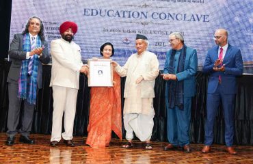 The Governor honoring individuals for their outstanding contributions in various fields, including social service, art, literature, and education at the Education Conclave and Garhwal Post Awards ceremony held at Lok Bhavan.