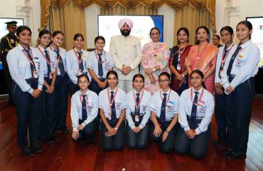 On the auspicious occasion of Raksha Bandhan, sisters from Prajapita Brahma Kumaris Ishwariya Vishwavidyalaya tied rakhi (sacred threads) to Governor