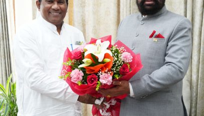 Shri Deshraj Karnwal, Vice-Chairman of the Social Welfare Scheme Monitoring Committee, Uttarakhand, paid a courtesy call on the Hon’ble Governor