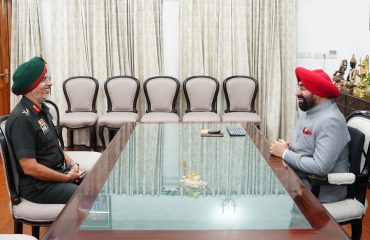 Major General MPS Gill, General Officer Commanding (GOC), Uttarakhand Sub Area, paid a courtesy call on the Hon’ble Governor