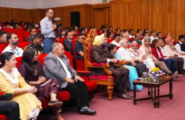 The Governor participating in a seminar on the theme ‘Eco AI for Amrit Kaal’