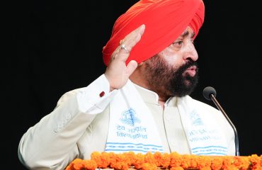 समिट में एआई आधारित पत्रिका सहित अनेक पुस्तकों का हुआ विमोचन