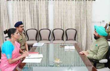 Kumbh Mela Officer Mrs. Sonika and Inspector General of Police Dr. Yogendra Rawat paying a courtesy call on the Governor.