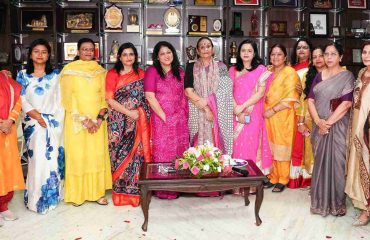 First Lady Mrs. Gurmeet Kaur celebrating the festival of Karva Chauth with the women of the Lok Bhavan family at Lok Bhavan.