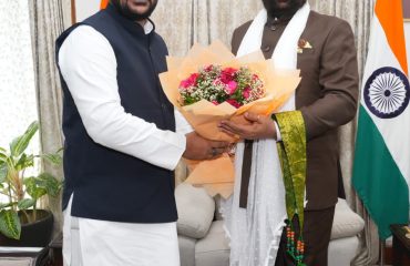 Chairman of the Uttarakhand Waqf Board Mr. Shadab Shams paying a courtesy call on the Governor.