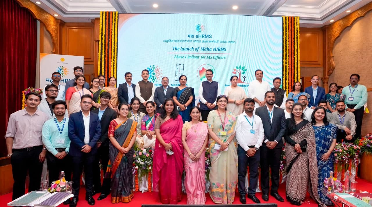 The launch of Maha e HRMS