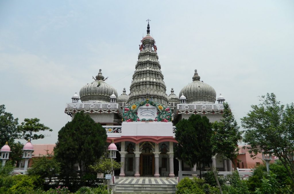 Temple Naulakha
