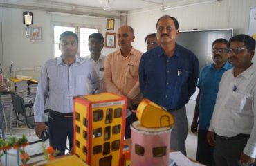 प्रमंडलीय आयुक्त द्वारा जमुई जिला अंतर्गत सिमुलतला आवासीय विद्यालय का निरीक्षण किया गया