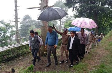 माननीय कार्यकारी अध्यक्ष द्वारा वृक्षारोपण