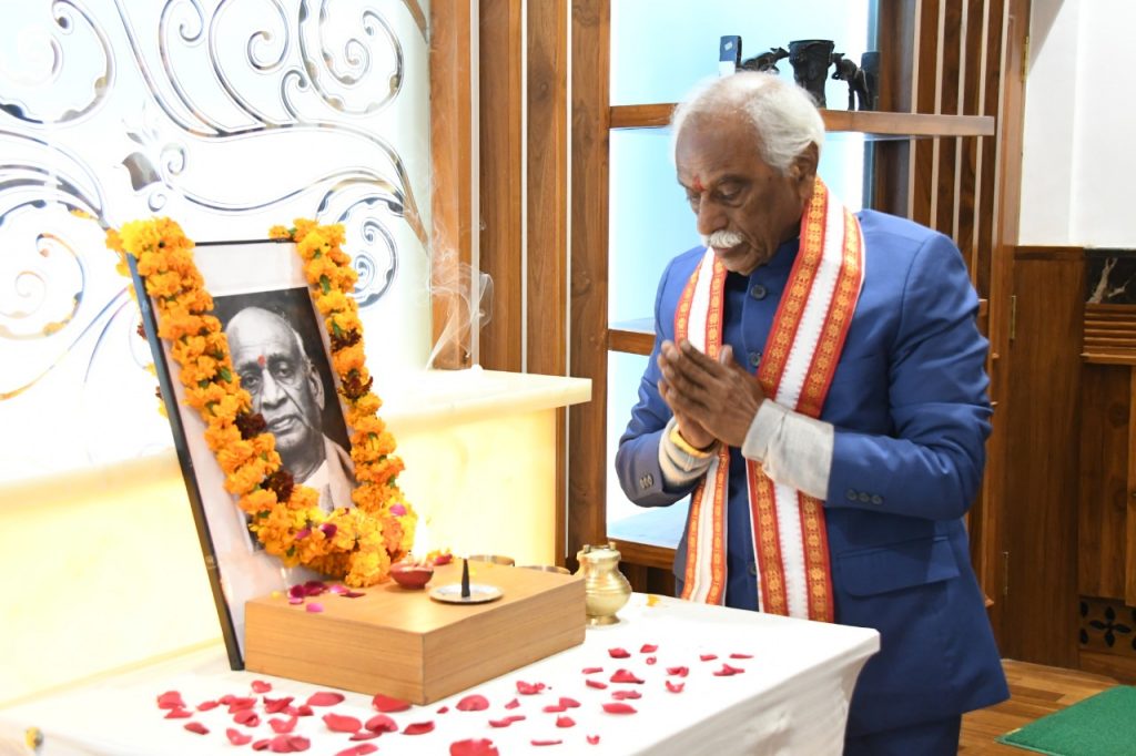 Paying floral tributes to Sardar Vallabhbhai Patel on the occasion of his death anniversary at Raj Bhavan