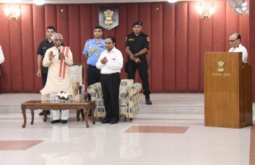 Hon'ble Governor Shri Bandaru Dattatraya, Shri Atul Dwivedi, IAS, Secretary to Governor, during Diwali eve interaction with the staff of Raj Bhavan