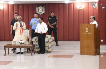 Hon'ble Governor Shri Bandaru Dattatraya, Shri Atul Dwivedi, IAS, Secretary to Governor, during Diwali eve interaction with the staff of Raj Bhavan