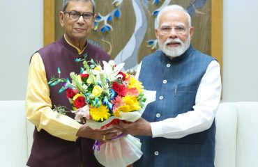 Hon'ble Governor Prof Ashim Kumar Ghosh makes a courtesy call on Hon'ble Prime Minister Narendra Modi on 31.07.2025