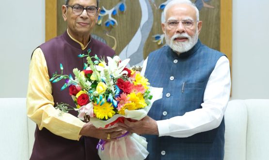 Hon'ble Governor Prof Ashim Kumar Ghosh makes a courtesy call on Hon'ble Prime Minister Narendra Modi on 31.07.2025