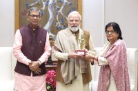 राज्यपाल प्रोफेसर असीम कुमार घोष एवं श्रीमती मित्रा घोष की प्रधानमंत्री नरेंद्र मोदी से शिष्टाचार मुलाकात 18.11.2025