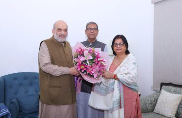 राज्यपाल प्रोफेसर असीम कुमार घोष एवं श्रीमती मित्रा घोष की गृह मंत्री श्री अमित शाह से शिष्टाचार मुलाकात 18.11.2025