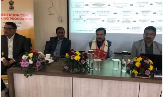 Shri V S Bhaskar, IAS Additional Chief Secretary interacting with the participants