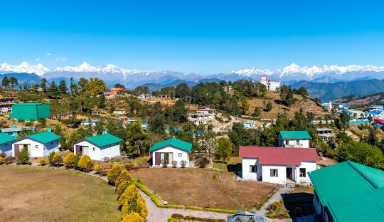 Chaukori a place for Great Himalaya Views