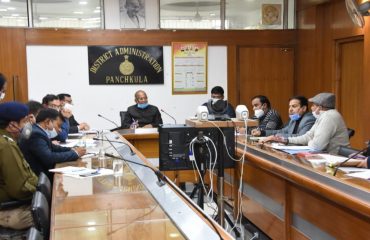 A special meeting of the district administration was held at the Mini Secretariat Auditorium of District Panchkula under the chairmanship of the Chairman of Haryana Gau Seva Aayog, Shri Shravan Kumar Garg. In which several officers of the district were present, including Additional Deputy Commissioner Mohammad Raza Khan ji, ACP, Mukesh Kumar ji.