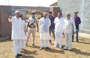 Shri Krishna Gaushala inspecting Mirchpur district Hisar, Chairman of Haryana Gau Seva Aayog, Shri Sarwan Kumar Garg, and Member in-charge Dr. Raj Saini
