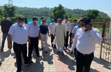 Sh. Ankur Gupta,IAS,ACS AH&D,Haryana with family and Sh. Shrawan Kumar Garg ,Chairman Haryana Gau Seva Aayog visit to Kamdhenu Gaushala Seva Sadan,Pinjore